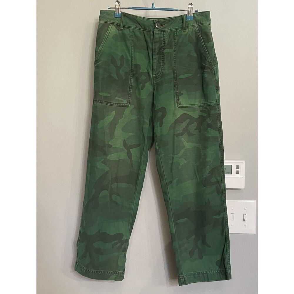 Free People Cargo Cropped Pants Camouflage Women’s Size 2 Actual 30x26 EUC